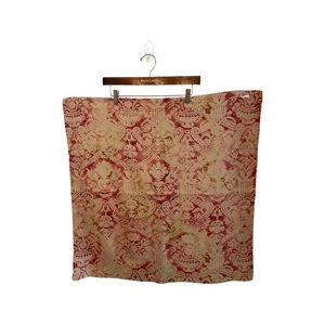 Distressed pattern pillow beautiful it’s a perfect addition excellent condition